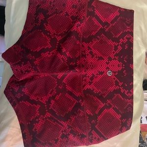 COPY - Lululemon speed up high rise lined short